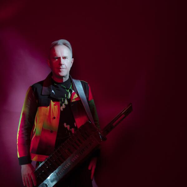 HOWARD JONES